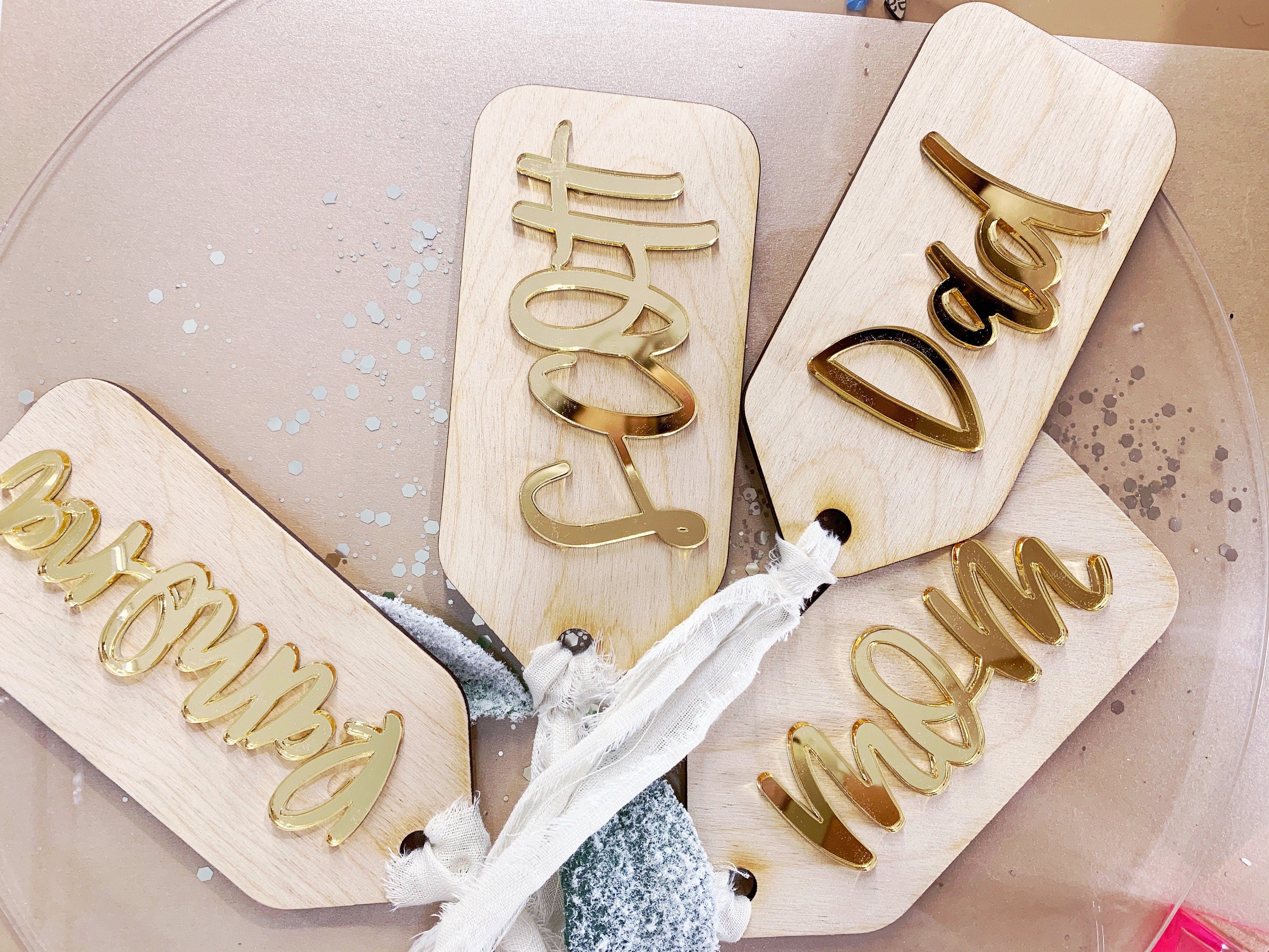 Personalized Christmas Stocking Tags, Christmas gift tag, Knit Stocking, Present tags, Name Ornament tags, Customized wooden labels